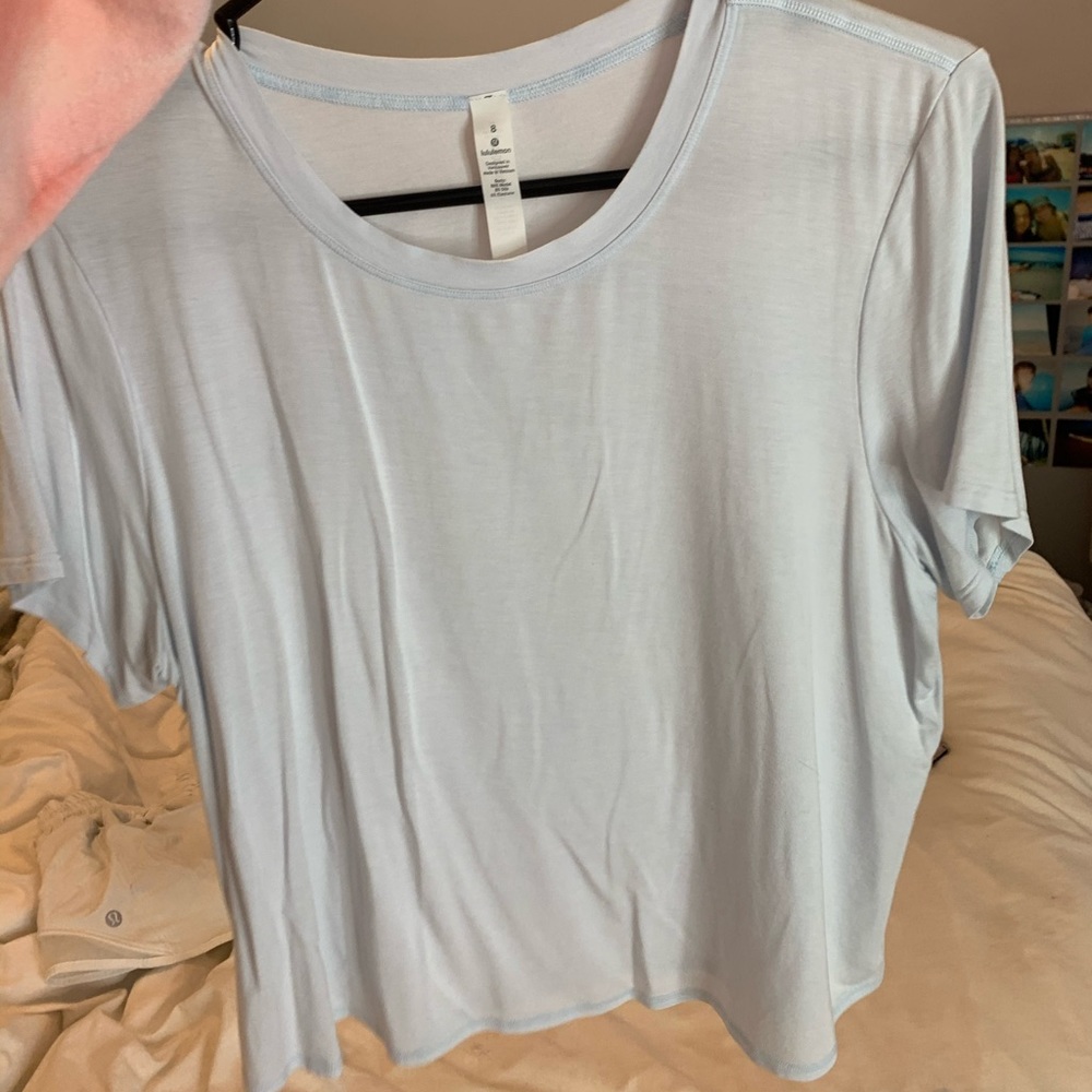 light blue lululemon crop top